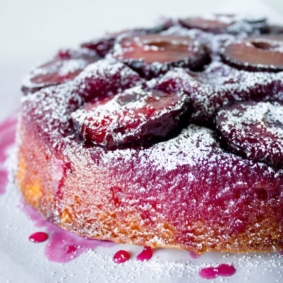 Plum Tatin - Recipe photo by monpetitfour