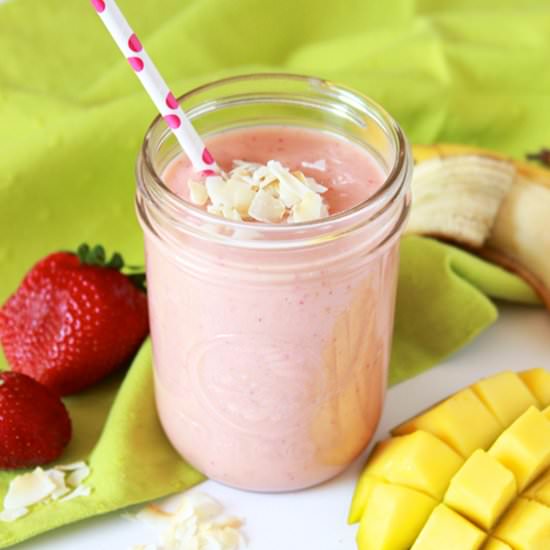 Strawberry Banana Mango Smoothie - Recipe photo by cookingwithruthie