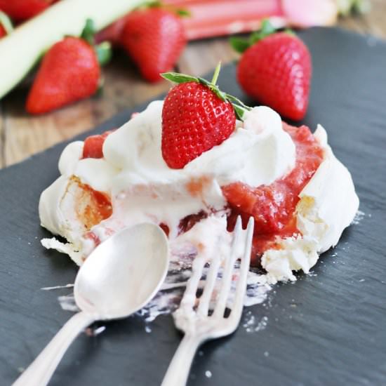 Mini Pavlova with Compote - Recipe photo by baketotheroots