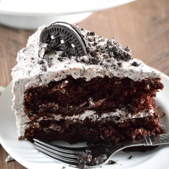 Chocolate Cookies and Cream Cake - Recipe photo by What The Fork Food Blog