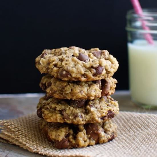 Vegan Chocolate Chip Cookies - Recipe photo by eatingmadeeasy