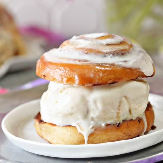 Cinnamon Roll Ice Cream Sandwiches - Recipe photo by ELaBau