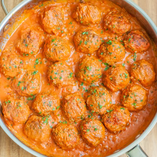 Russian Meatballs (Tefteli) - Recipe photo by Gastro Senses