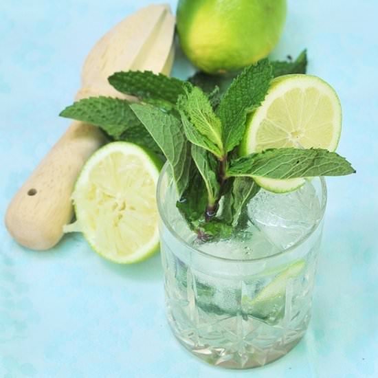Zesty Lime Mint Virign Cocktail - Recipe photo by KikuCorner