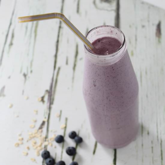 Blueberry Muffin Smoothie - Recipe photo by EatDrinkCook