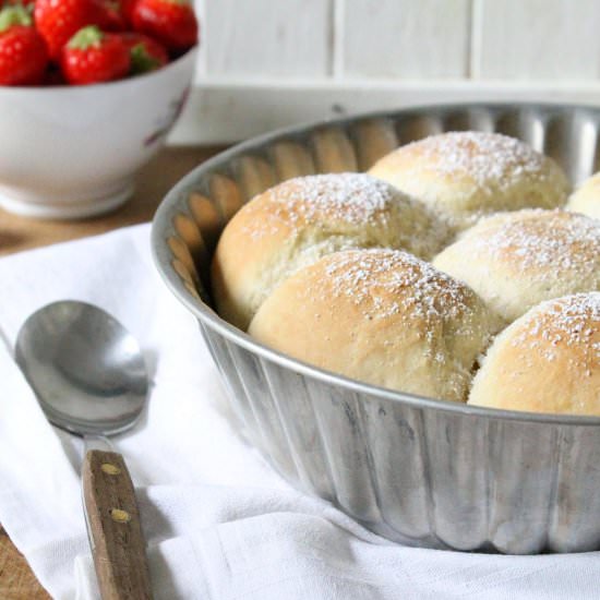 Typical German Dessert - Recipe photo by Lirumlarumblog