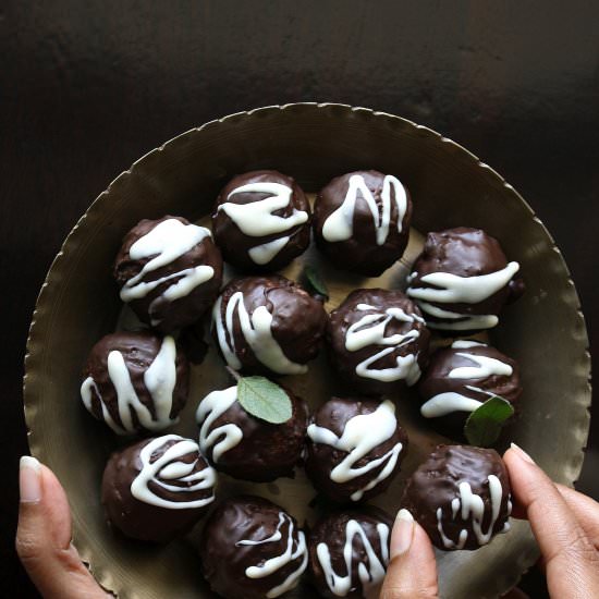 Homemade Bounty/Coconut Truffles - Recipe photo by SatrupasFoodforThought