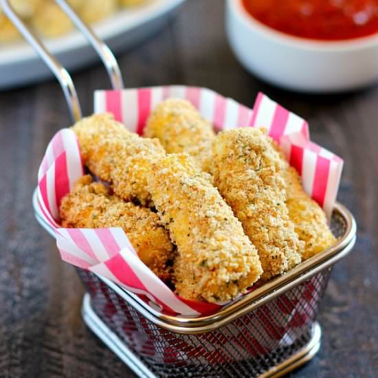 Baked Mozzarella Sticks - Recipe photo by pumpkinnspice