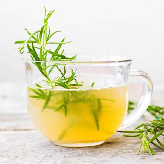 Bone Broth / Homemade Chicken Stock - Recipe photo by eatthriveglow