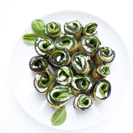 Grilled Herb and Cheese Zucchini - Recipe photo by littlebroken