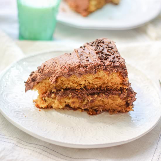 Vanilla Cake and Chocolate Frosting - Recipe photo by Honest and Tasty