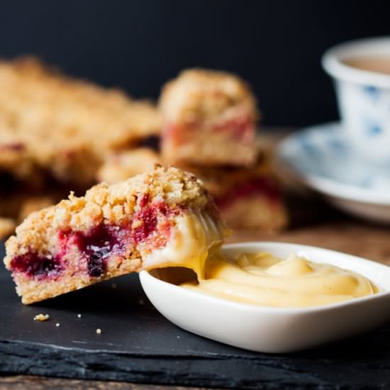 Berry Streusel Bars with Dip - Recipe photo by KitchenSanctuary