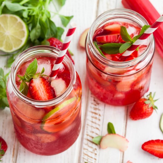 Strawberry Rhubarb Blaster - Recipe photo by carrieleber