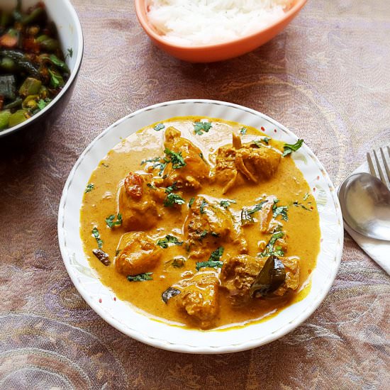 Chicken Coconut Curry - Recipe photo by myindiantaste
