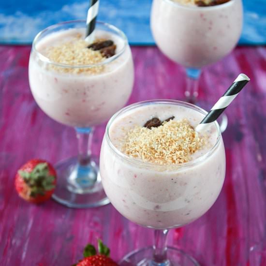 Coconut Banana Strawberry Smoothie - Recipe photo by Anu@MyGingerGarlicKitchen