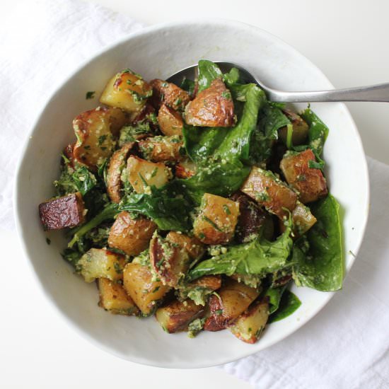 Roasted Potatoes, Pesto and Spinach - Recipe photo by chasetheflavors