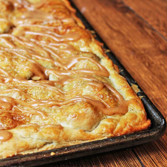 Apple Slab Pie with Spiced Glaze - Recipe photo by dinnerthendessert