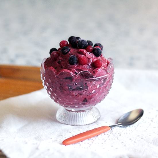 2-ingredient Berries Ice Cream - Recipe photo by Danny_Ahhlavie