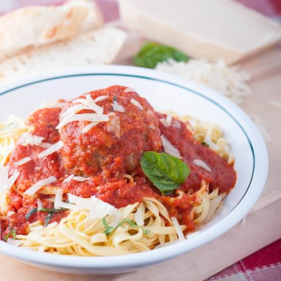 Big Italian Meatballs - Recipe photo by photosandfood