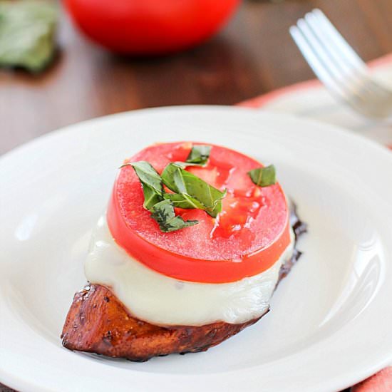 Caprese Balsamic Chicken - Recipe photo by yummyhealthyeasy