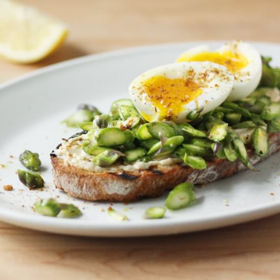 Asparagus, Egg, and Dukkah Tartine - Recipe photo by foodnouveau