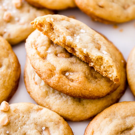 Salted Vanilla Toffee Cookies - Recipe photo by sallysbakingaddiction