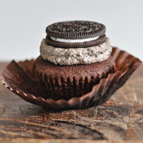 Hidden Oreo Cupcakes - Recipe photo by Sophie Loves Food