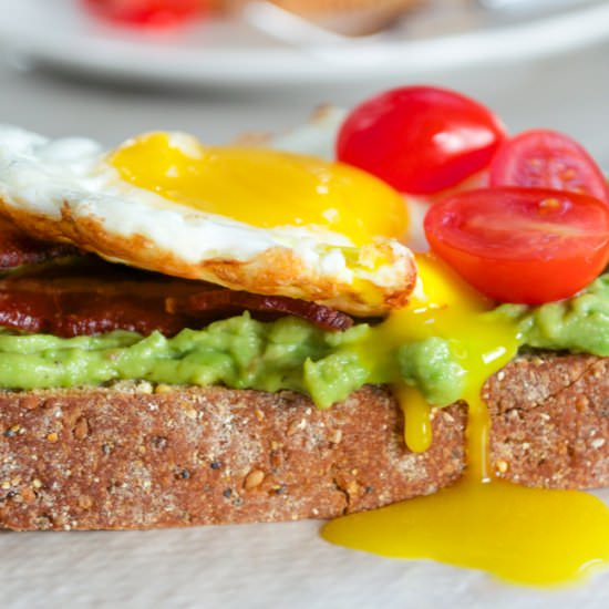 Avocado Toast with Bacon and Eggs - Recipe photo by dannaklein