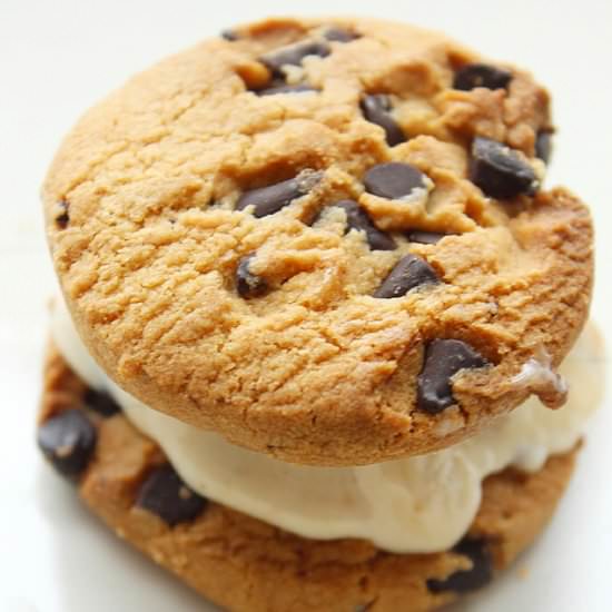 Cookie Dough Caramel Ice Cream - Recipe photo by Johlene@FlavoursandFrosting