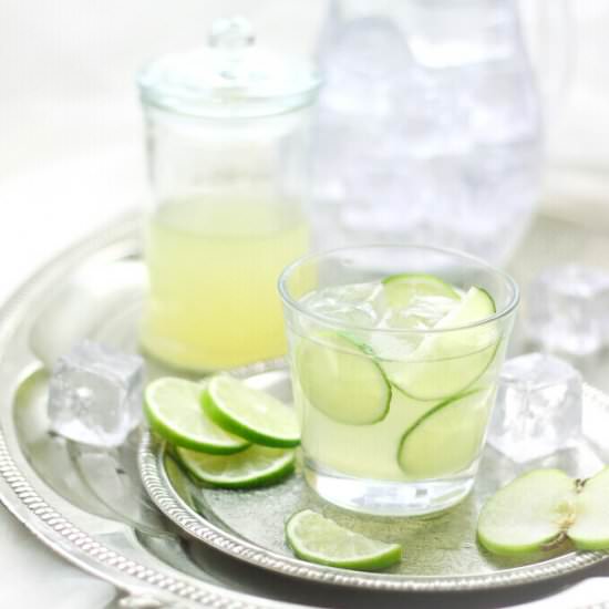 Green apple lime lemonade - Recipe photo by Eva Toneva