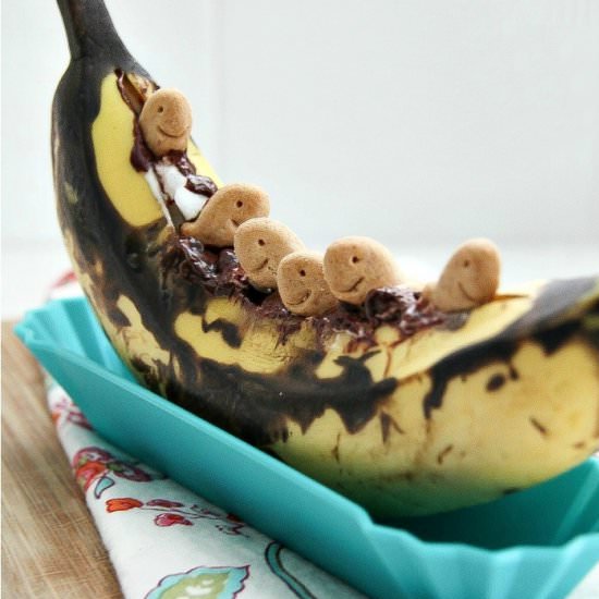 Grilled Banana Boat S'mores - Recipe photo by tonyastaab