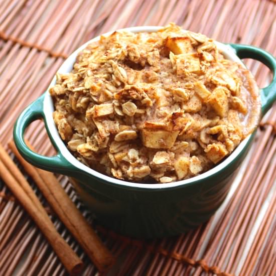 Apple Cinnamon Baked Oatmeal - Recipe photo by TwoGreenPeas