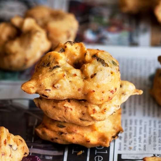 Soft Vadai (Medhu or Ulundu) - Recipe photo by CuriousNut
