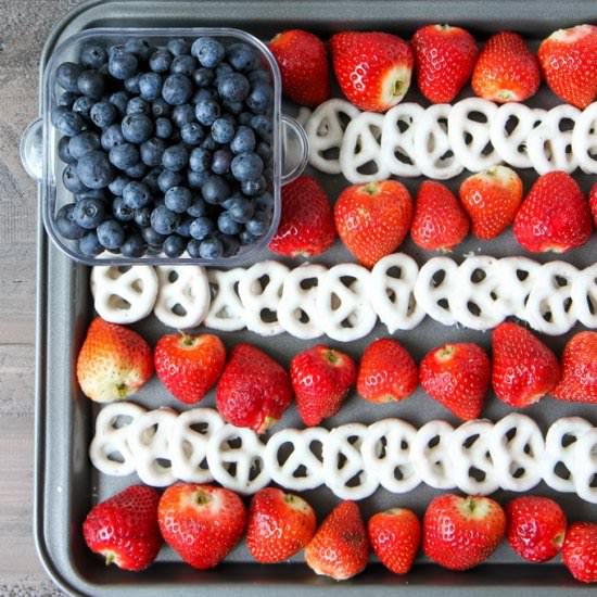 4th of July Flag Fruit Dessert Tray - Recipe photo by momadvice