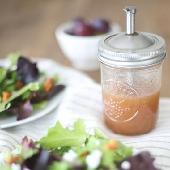 Raspberry Vinaigrette - Recipe photo by CoordinatelyYours