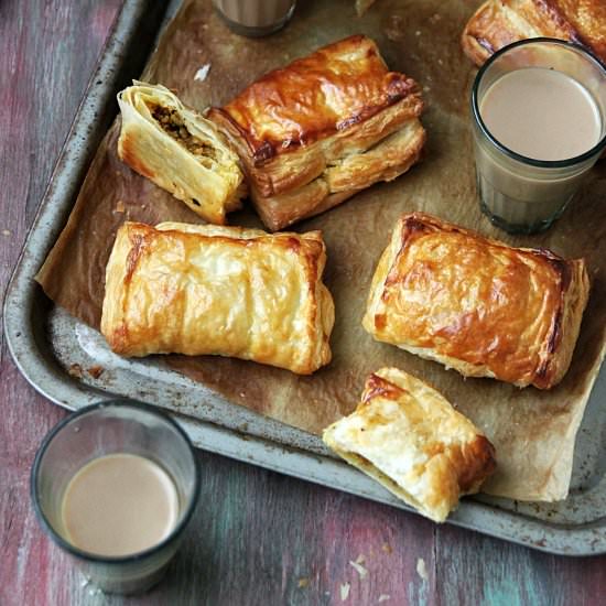 Curried Prawn Puffs - Recipe photo by openbook