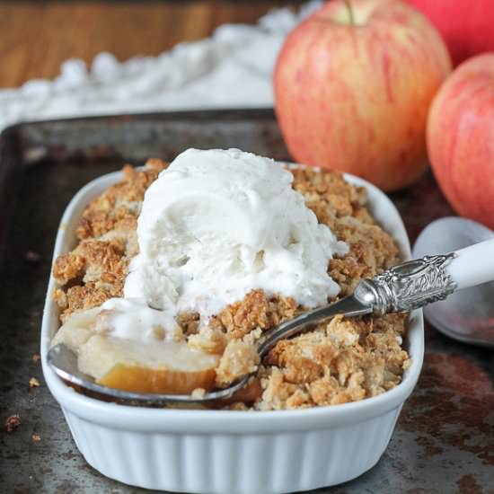 Small Serving Apple Crisp - Recipe photo by bakerita
