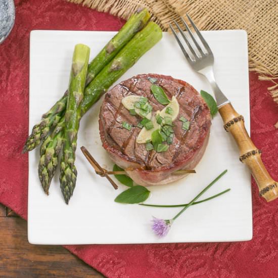 Grilled Steaks with Garlic Butter - Recipe photo by thatskinnychickcanbake