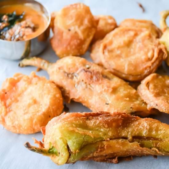Bajji/ Pakoda/ Veg Fritters-Snacks - Recipe photo by Relishthebite