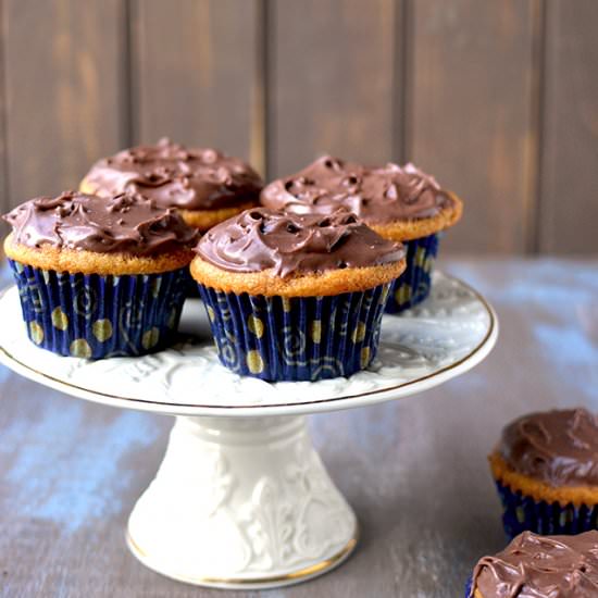 Dulche De leche Cupcakes - Recipe photo by Pavani