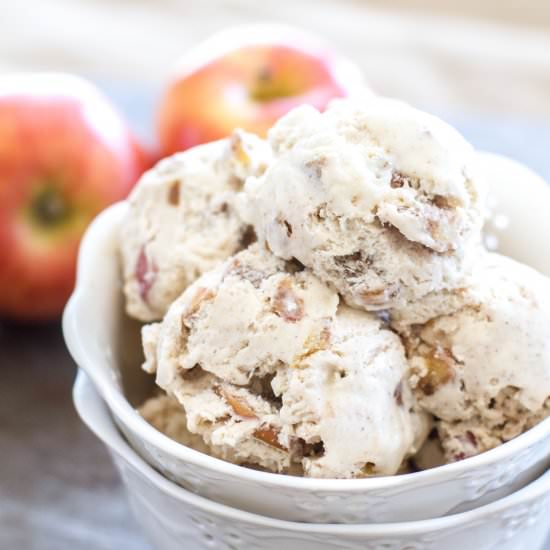 No Churn Caramel Apple Ice Cream - Recipe photo by a latte food