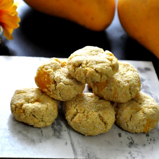 Oats, Millet, Mango Crinkle Cookie - Recipe photo by Praba Bubesh