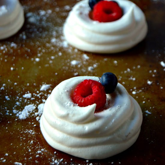Vegan Meringue Nests - Recipe photo by Loose Leaf Vegan