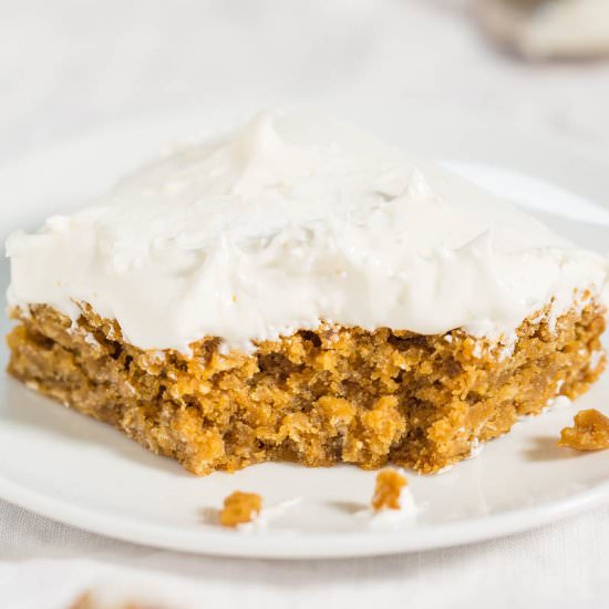 Oatmeal Creme Pie Cookie Bars - Recipe photo by Averie