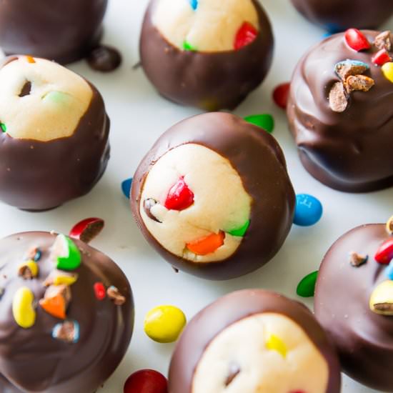 Peanut Butter M&M Truffles - Recipe photo by sallysbakingaddiction