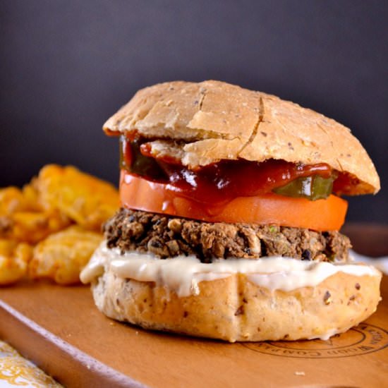 Crispy Black Bean Burgers - Recipe photo by buildyourbite