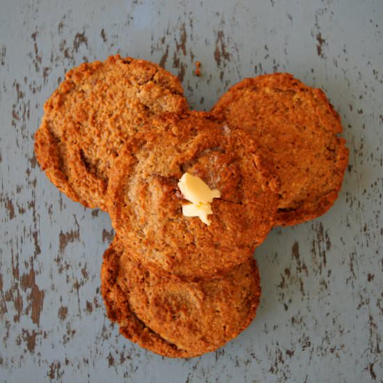 Lemon Flavored Almond Flour Scones - Recipe photo by cansueren