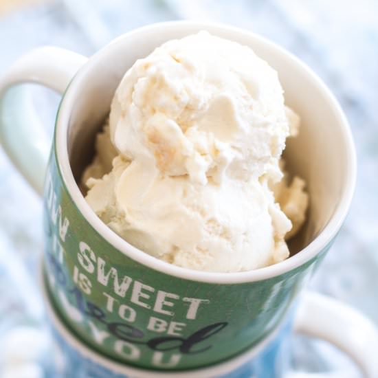Toasted Marshmallow Ice Cream - Recipe photo by a latte food
