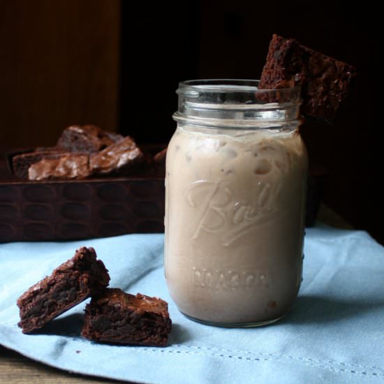 Chocolate White Russian - Recipe photo by DailyAppetite