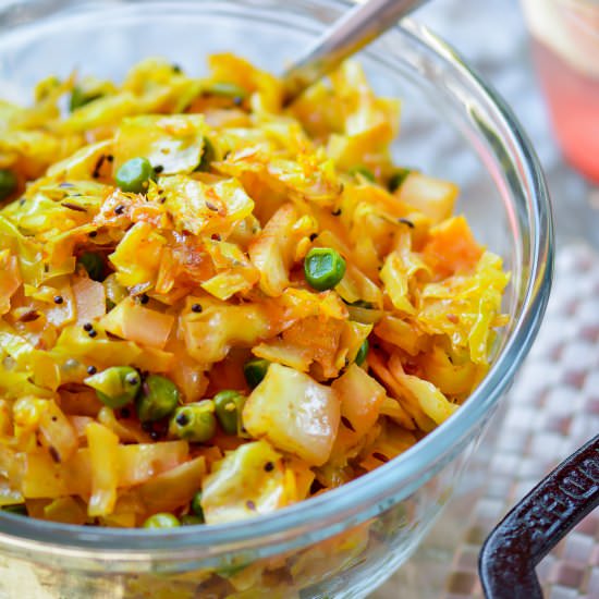 Curry Cabbage and Peas - Recipe photo by ChefDeHome
